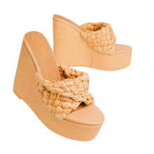 Load image into Gallery viewer, LOVE TRIANGLE